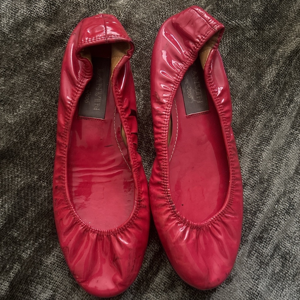 Lanvin Red Leather Ballet Flats with Ruched Design